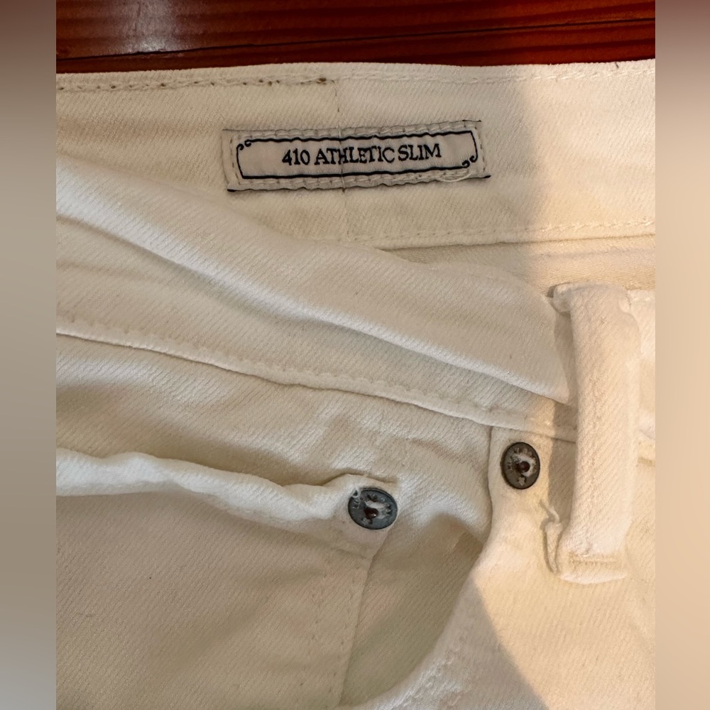 Like NEW Lucky Jeans - Picture 2 of 7